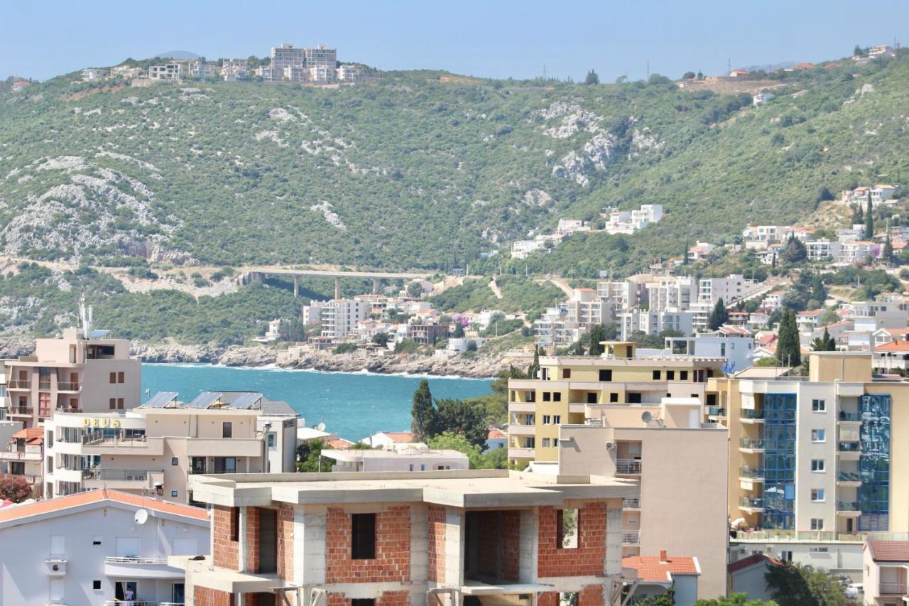 1Bd Sea View Apts Veliki Pjesak "Hajrudin" 多布拉沃达 外观 照片
