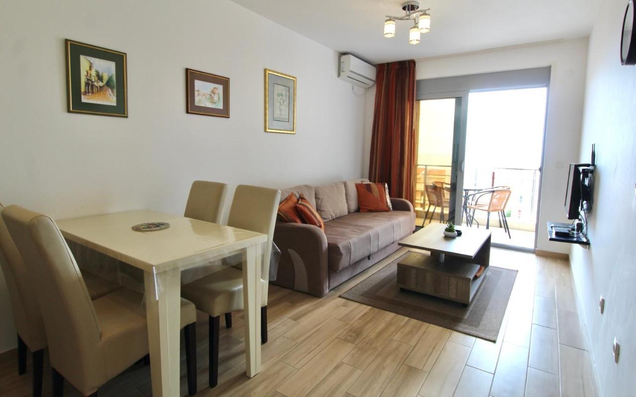 1Bd Sea View Apts Veliki Pjesak "Hajrudin" 多布拉沃达 外观 照片