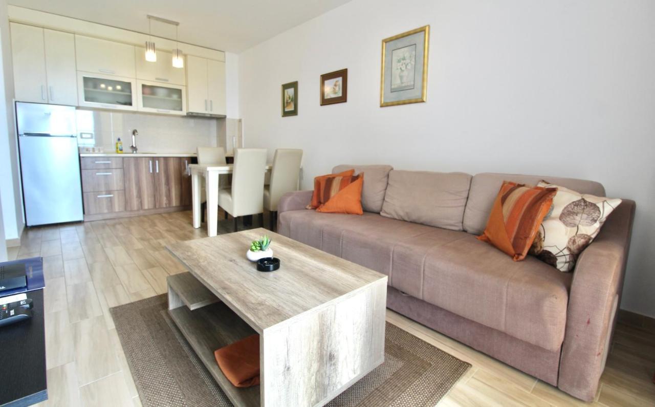 1Bd Sea View Apts Veliki Pjesak "Hajrudin" 多布拉沃达 外观 照片