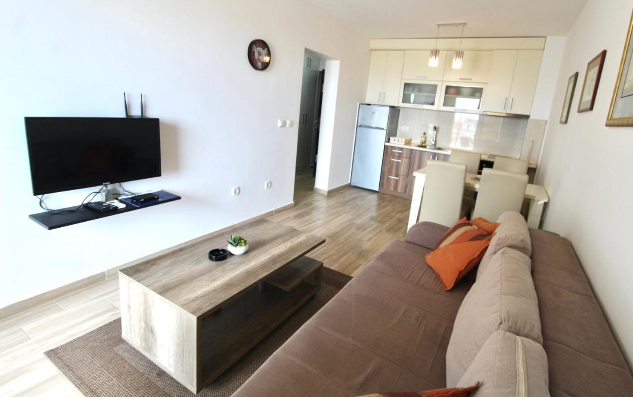 1Bd Sea View Apts Veliki Pjesak "Hajrudin" 多布拉沃达 外观 照片